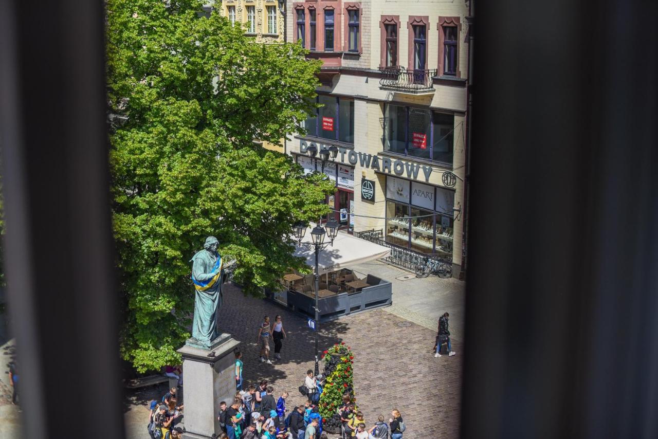 Apartament Z Widokiem Na Pomnik Kopernika - Rynek Staromiejski Torun Ngoại thất bức ảnh