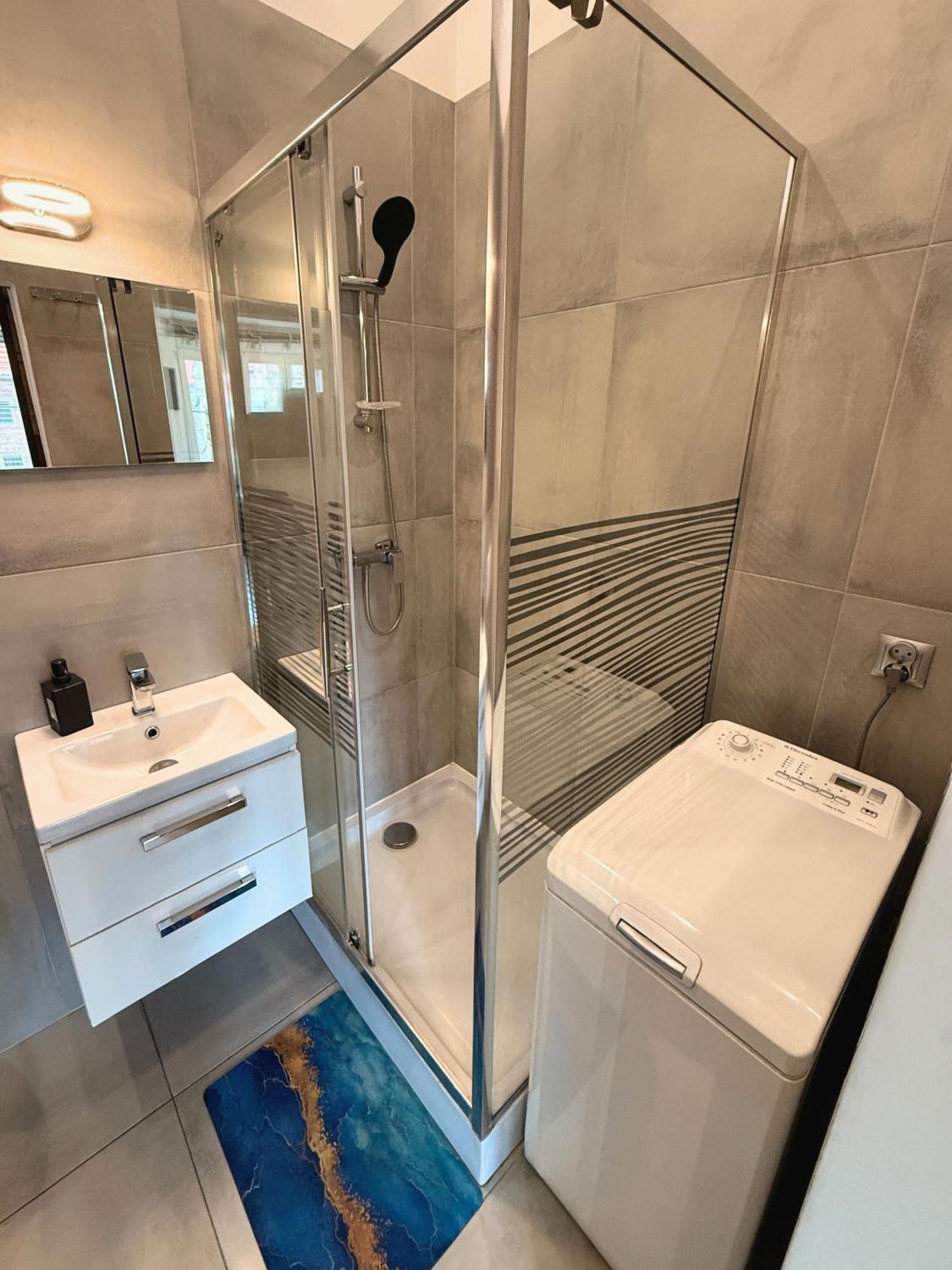 Apartament Z Widokiem Na Pomnik Kopernika - Rynek Staromiejski Torun Ngoại thất bức ảnh