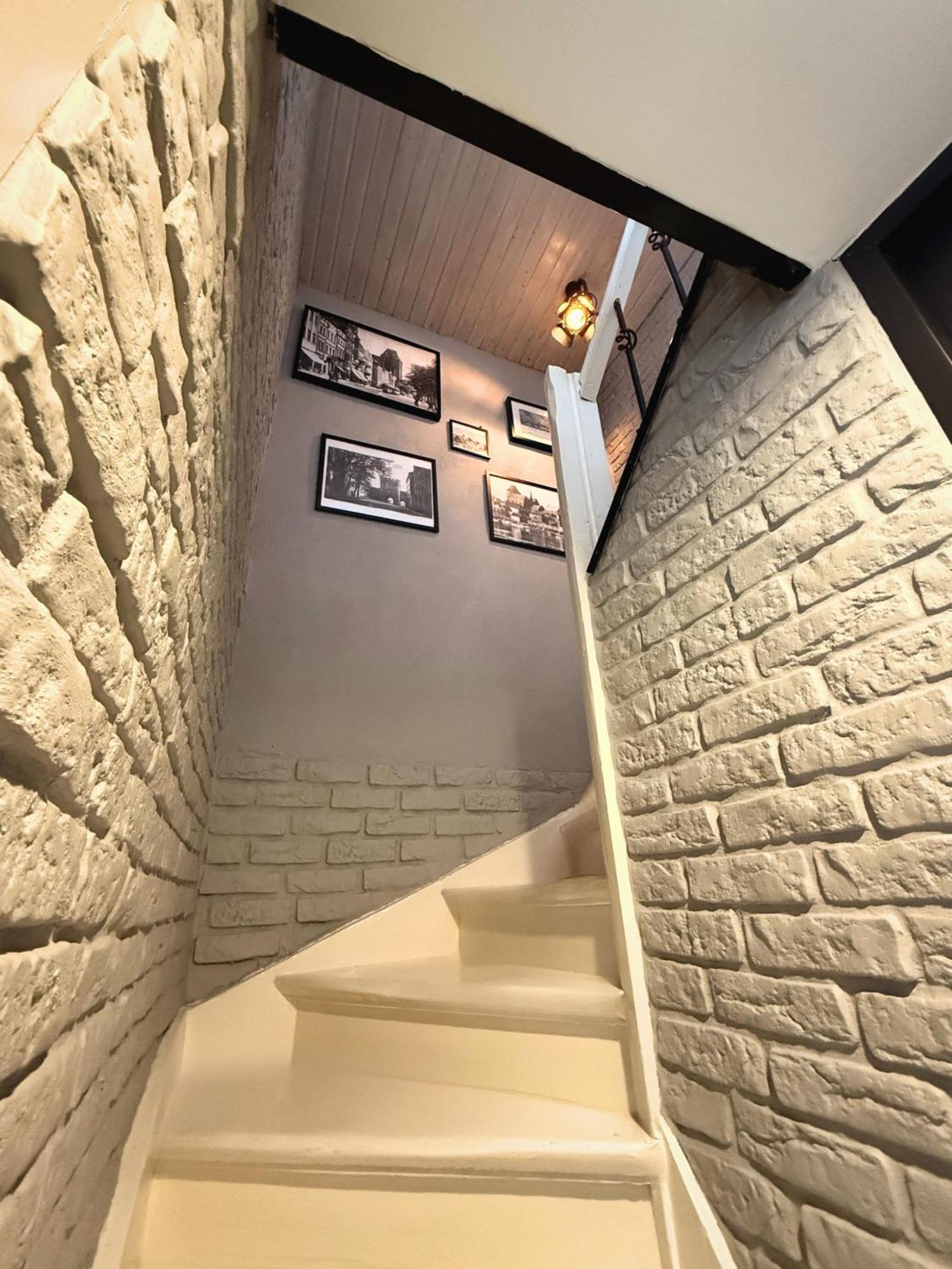 Apartament Z Widokiem Na Pomnik Kopernika - Rynek Staromiejski Torun Ngoại thất bức ảnh
